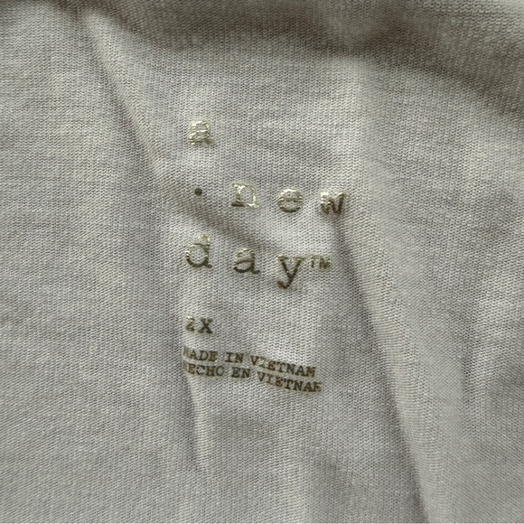 A New Day White Swing Tank – Size 2X - Picture 2 of 3